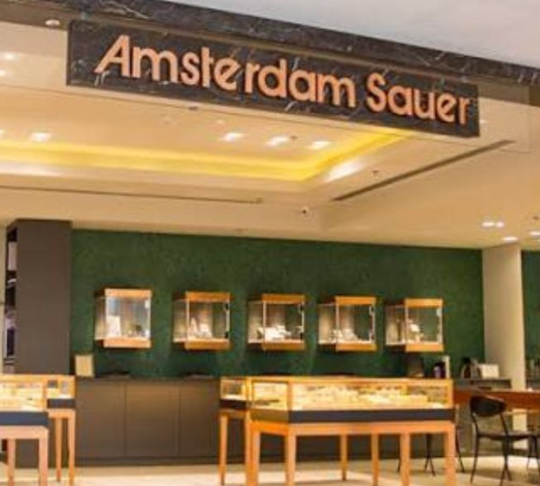  Sauer Joalheria anuncia vagas de emprego
